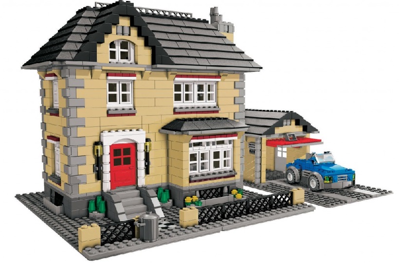 Не детская бизнес идея. Как построить дом из блоков LEGO