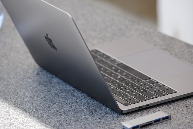 Apple MacBook Pro 2017 года из обновленной модели превратился в премьеру