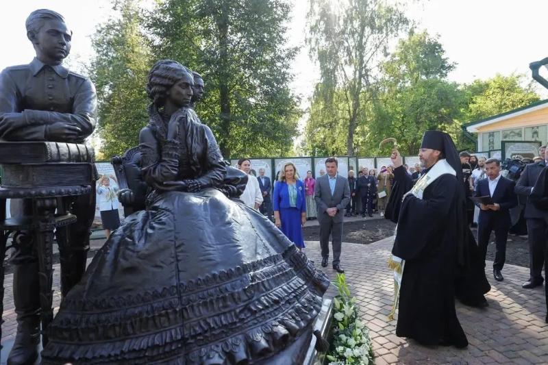 Губернатор Подмосковья Воробьев поблагодарил меценатов за возрождение памятников